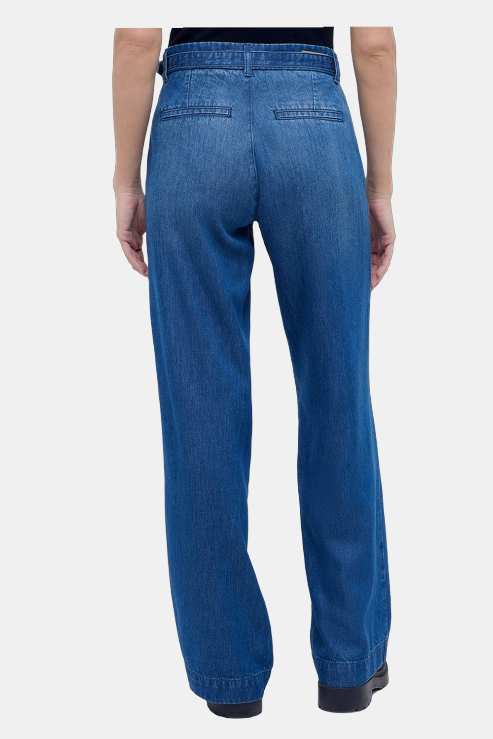 Detail der Tasche einer Lyocell Hose für Damen