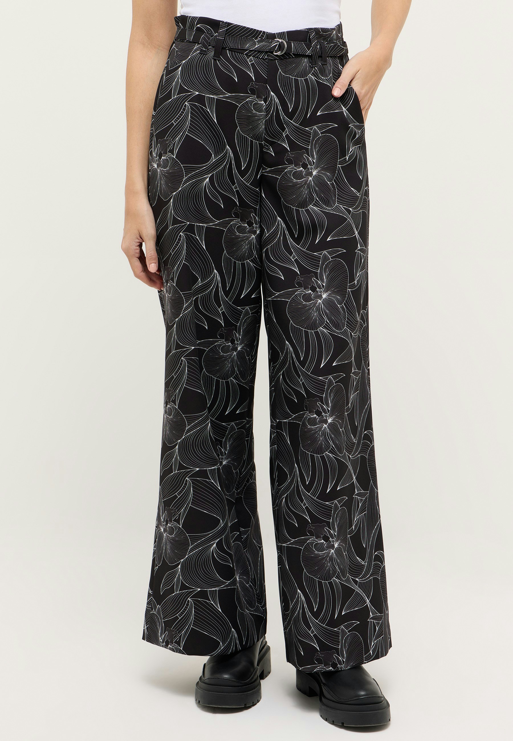 Relaxed Fit Damenhose – Leicht & Comfort Stretch | Angels