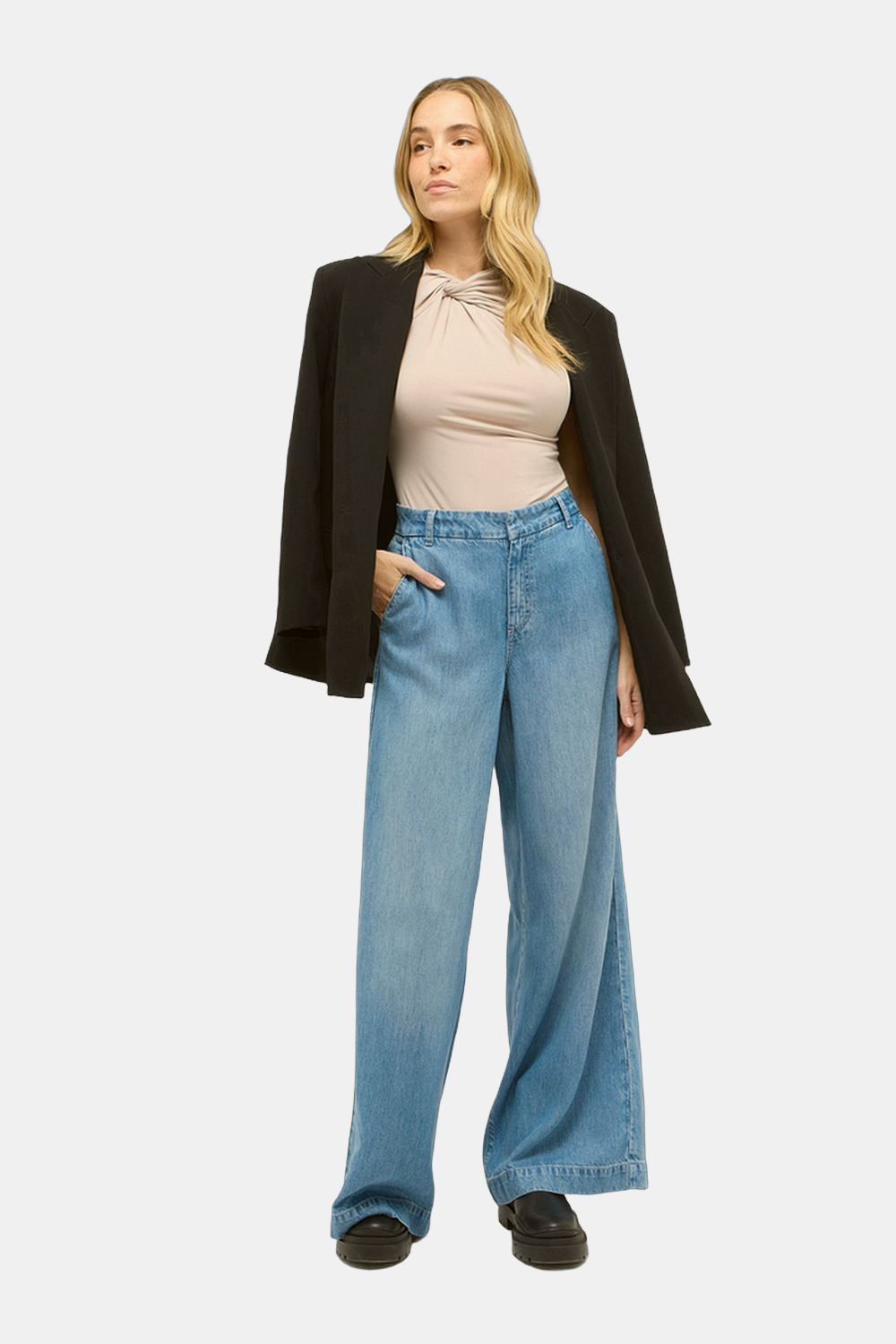 Lyocell Hose Relaxed Fit mit Tencel Material – Rückansicht